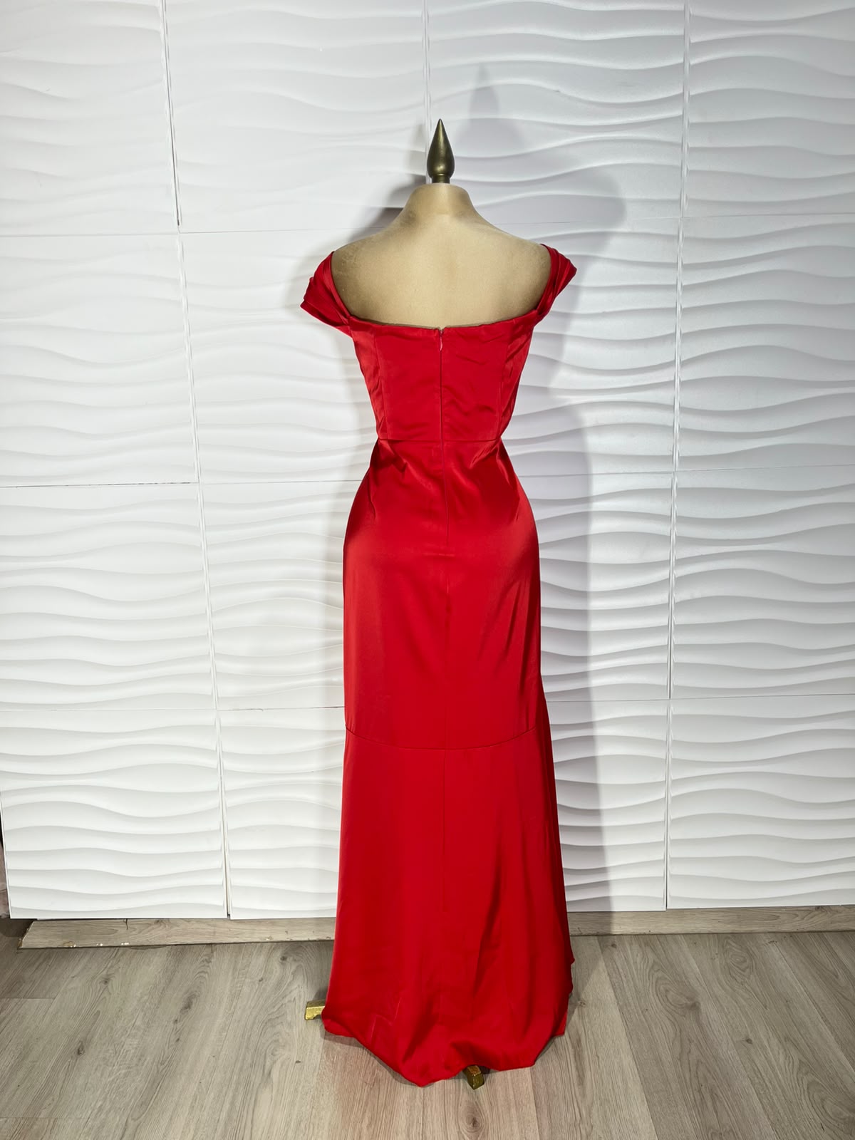 VESTIDO AL HOMBRO MM2769P