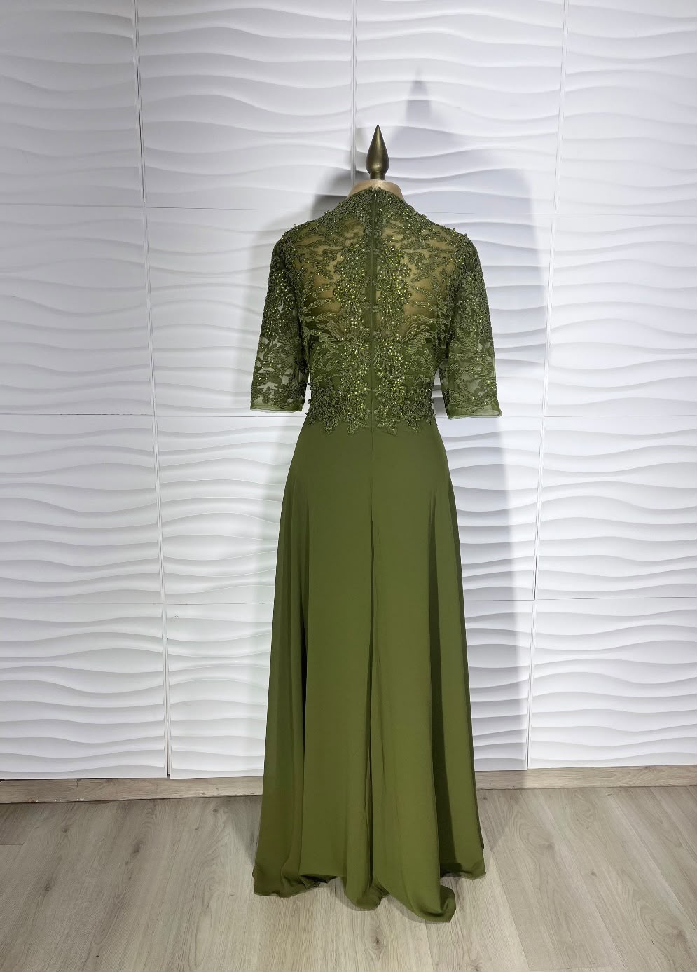 Vestido Bordado N030